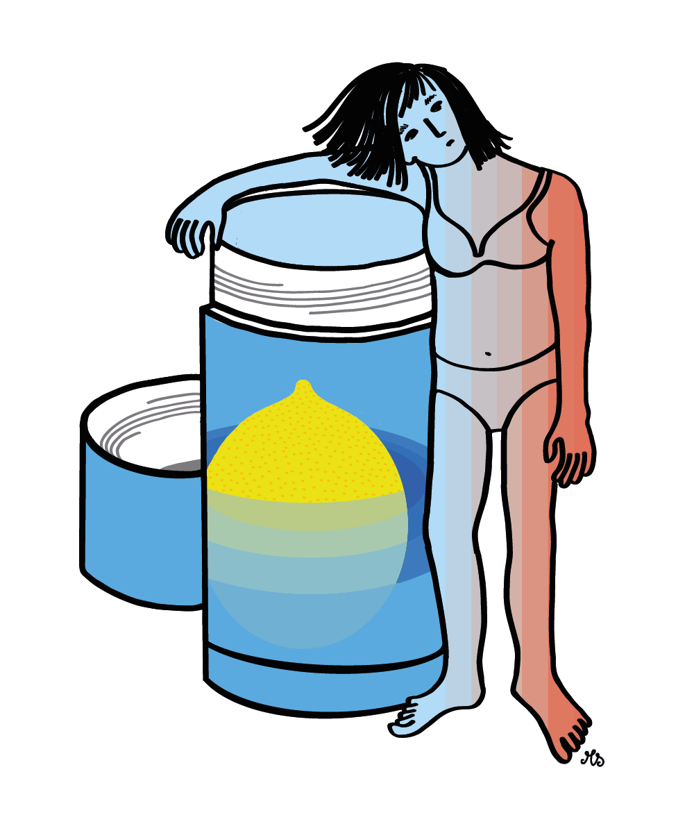 Deze illustratie toont een vrouw in ondergoed, die met een oksel over een levensgrote deodorantroller geleund staat. Ze kijkt treurig. Haar lichaamskleur is aan de kant van de deo koel lichtblauw, maar aan de andere kant verhit rood. De deodorant zelf is blauw en heeft de afbeelding van een citroen in water.