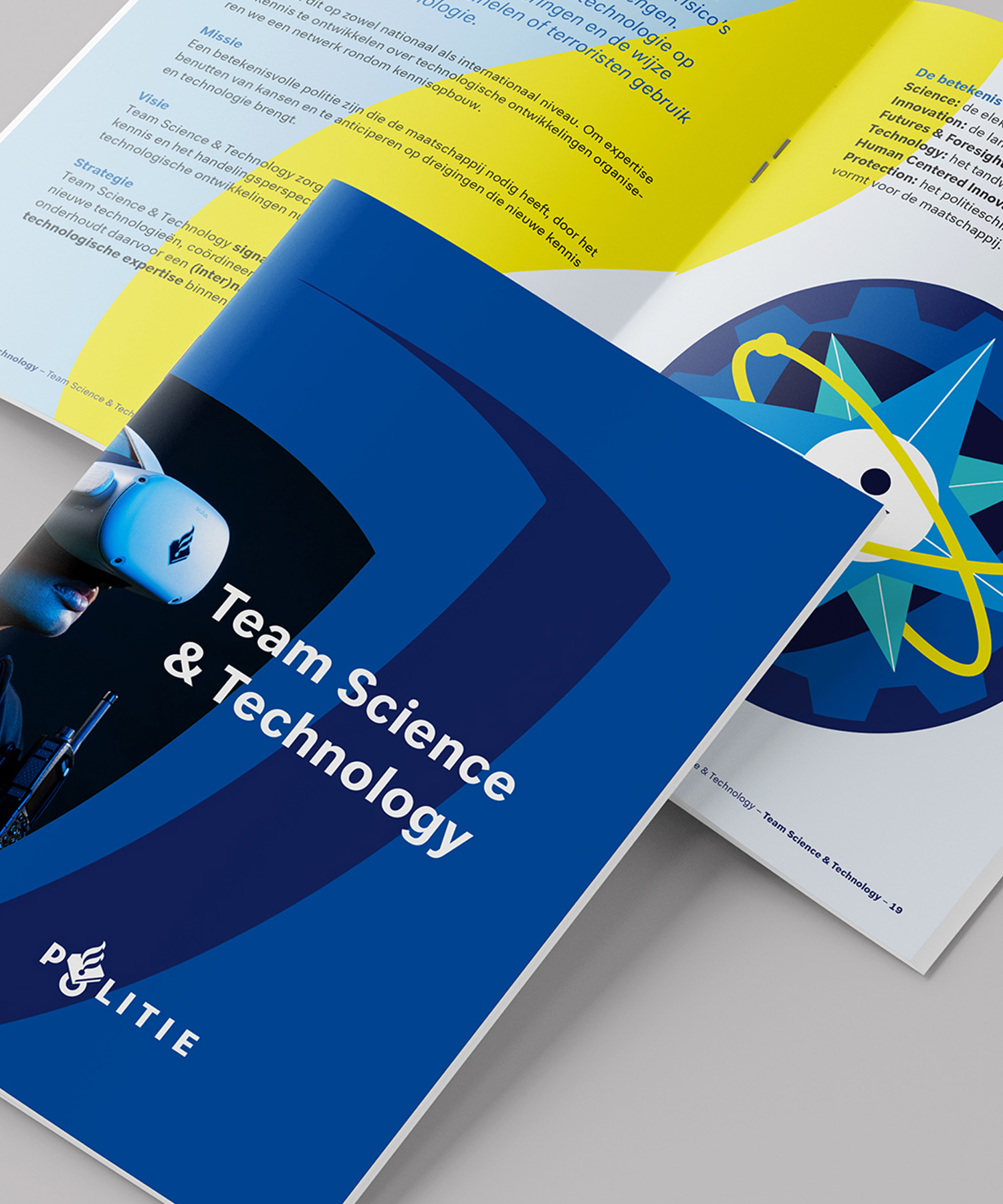 M-space visual creatives Politie Science and Technologie brochure